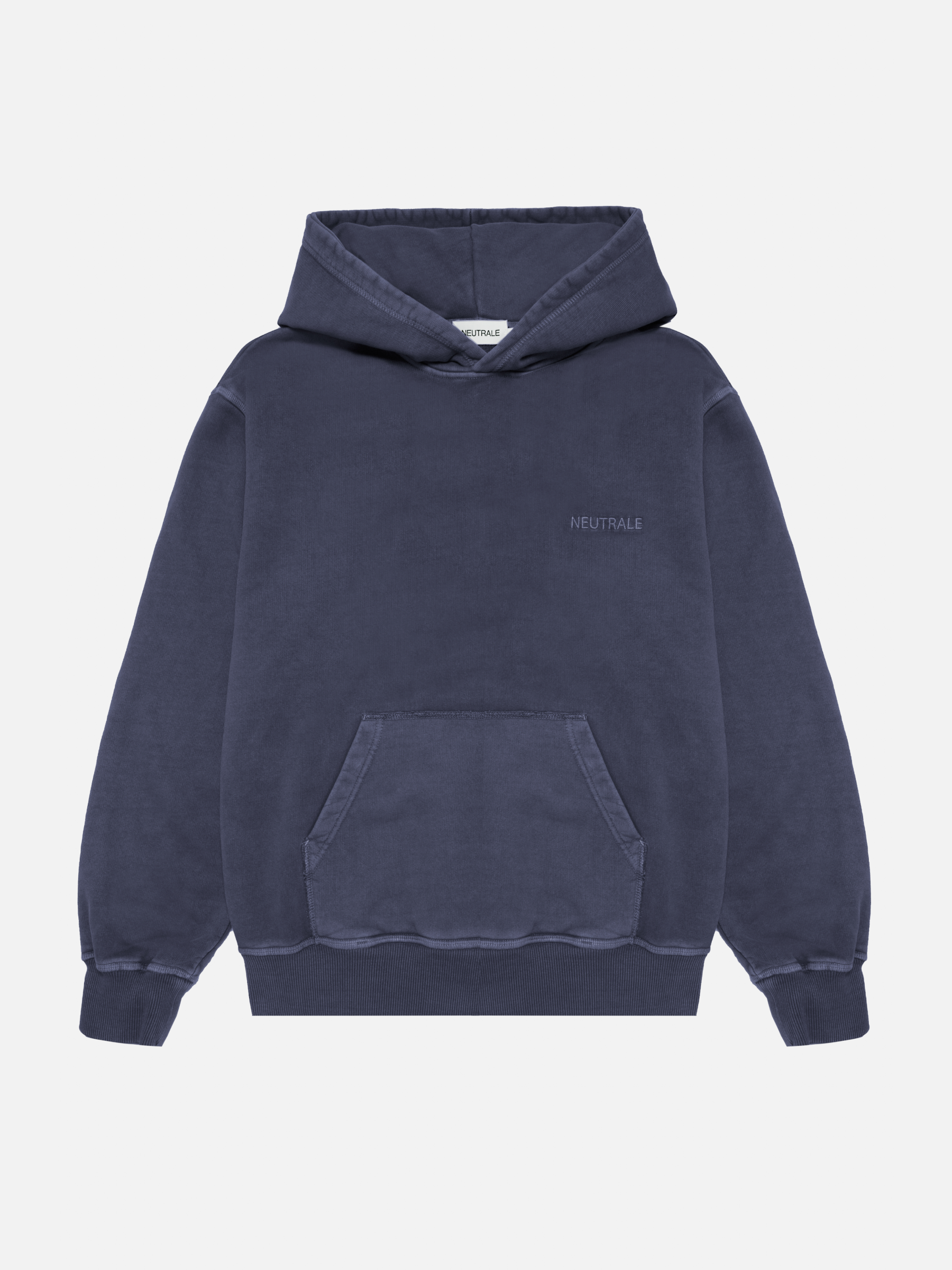 Neutrale heavyweight hoodie navy blue. Crafted from 100% certified organic cotton and a garment-dyed finish.