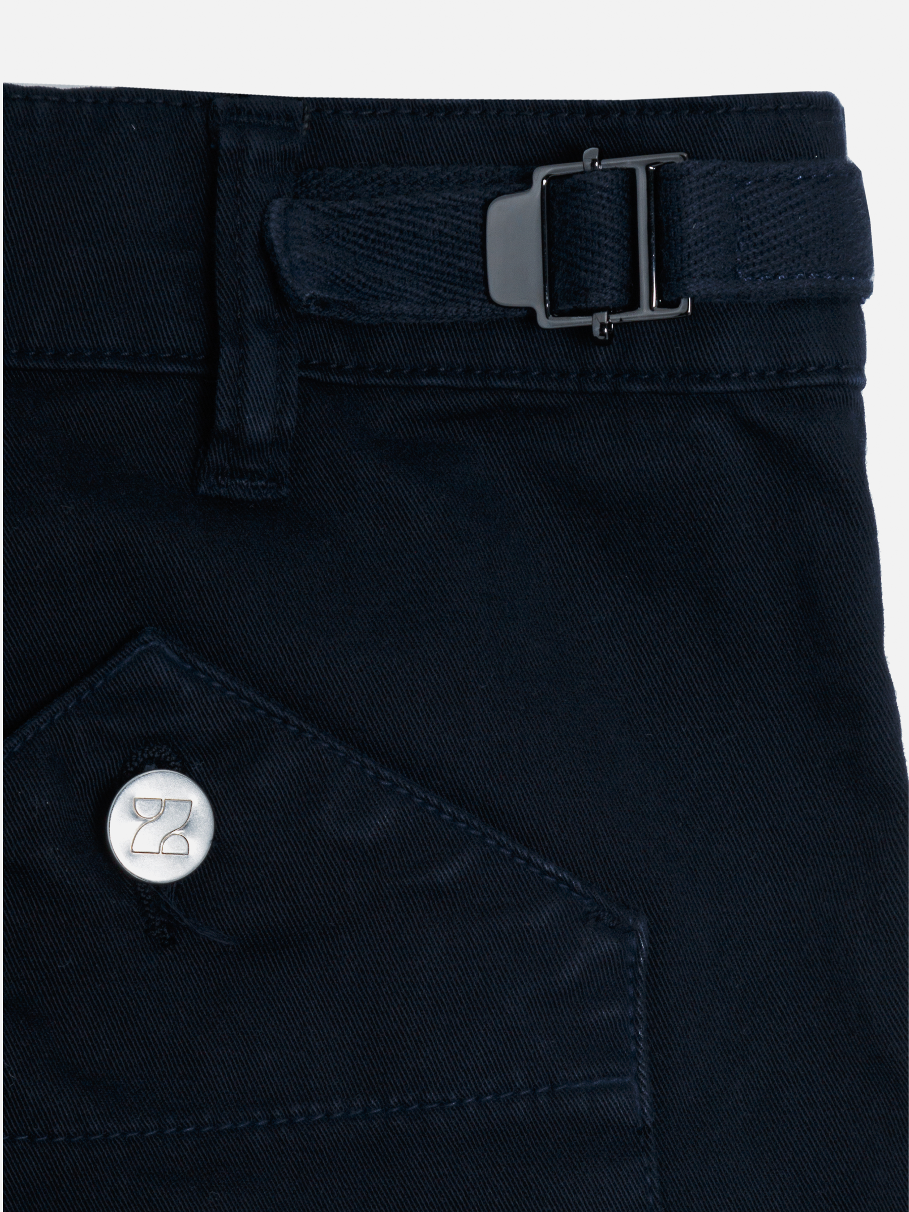 Neutrale dark navy officer pants featuring a classic straight-leg silhouette and a higher waistline for a comfortable and stylish fit.