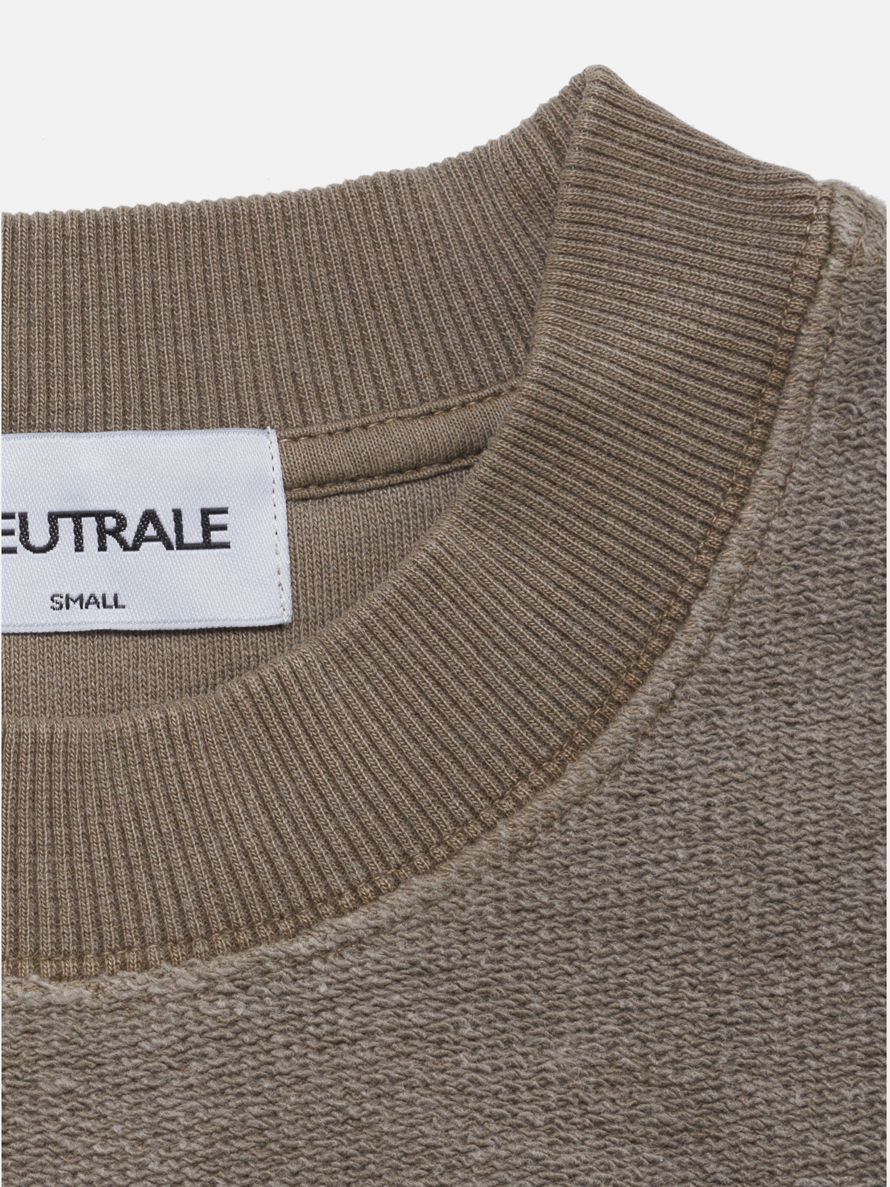 neutrale reverse crewneck crafted from organic cotton in walnut brown